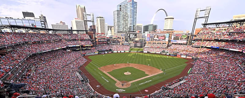 Slow Market Gives Cardinals Chance to Bring St. Louis Native Home