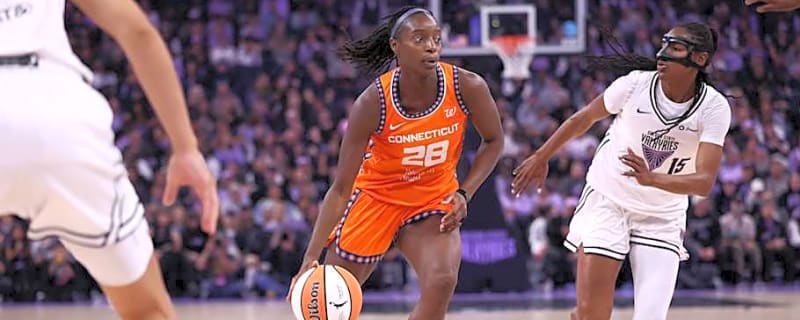 Connecticut Sun Guard Migna Touré Ends November on a Surge Overseas