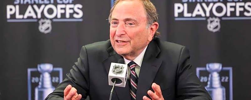 NHL commissioner gets real about situation between Dallas Stars and Mavericks