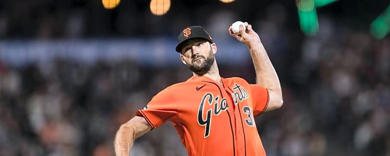 Giants Fail to Get Foothold to Kick Off Weekend Series with Cubs