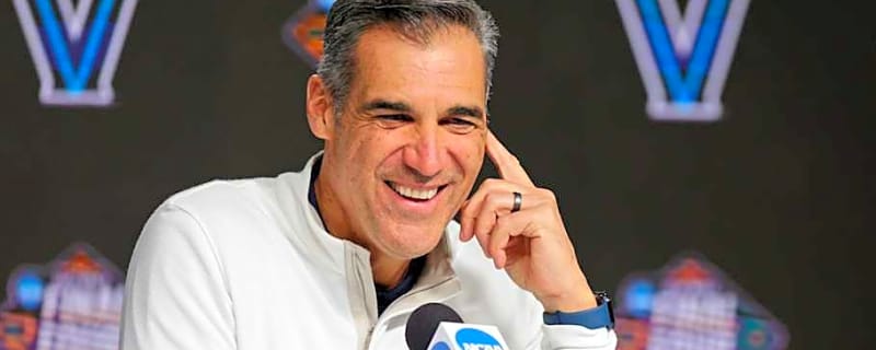 Coaches UNC Could Target if Hubert Davis Is Fired