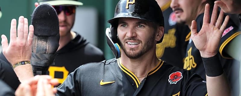 Pirates Show Trust in New Leadoff Hitter vs. Cubs
