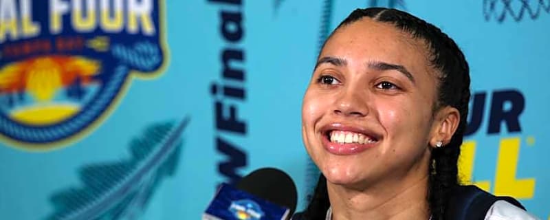 UConn Huskies&#39; Azzi Fudd Added to Position Award Watchlist