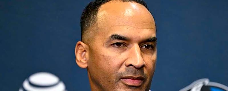 Mavericks respond to 'Fire Nico' chants after collapse against Bucks