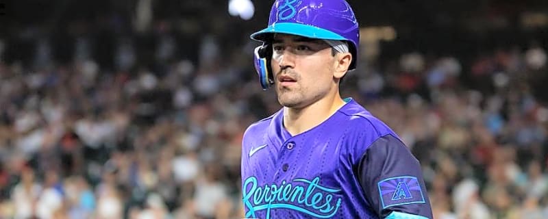 Diamondbacks-Cardinals Game Delayed Due to Bad Weather