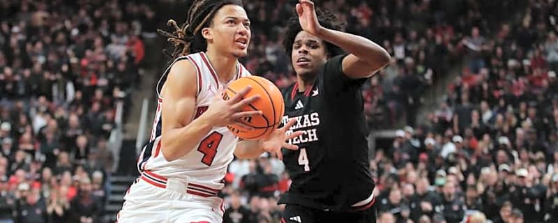 Houston Cougars' Kingston Flemings Makes History Despite Loss