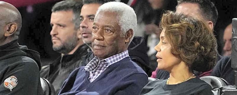 Cincinnati Bearcats Basketball Legend Oscar Robertson Latest Arthur Ashe Courage Award Winner