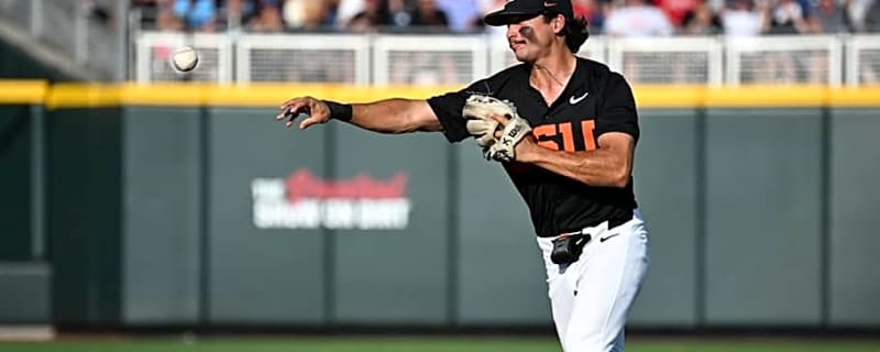 Late Rally Lifts #12 Oregon State Baseball Past #24 Arizona