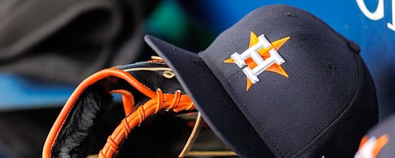 Should Astros Attempt to Trade Slugging First Baseman?