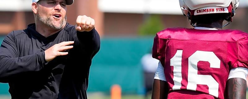 'The Devil's in the Details': How Kane Wommack is Handling Alabama's Deep Secondary