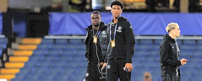 Teenager to leave Chelsea this week but club rule out young defender's January exit