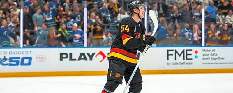 Maple Leafs acquire former top prospect from the Canucks