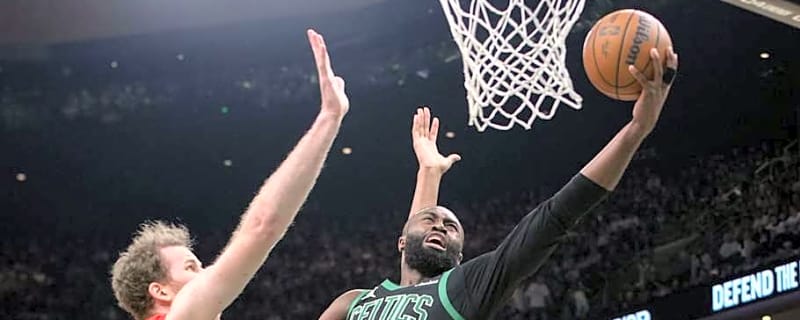 Jaylen Brown Says He's Copying Backup Center's Moves to Impove Finishing at the Rim