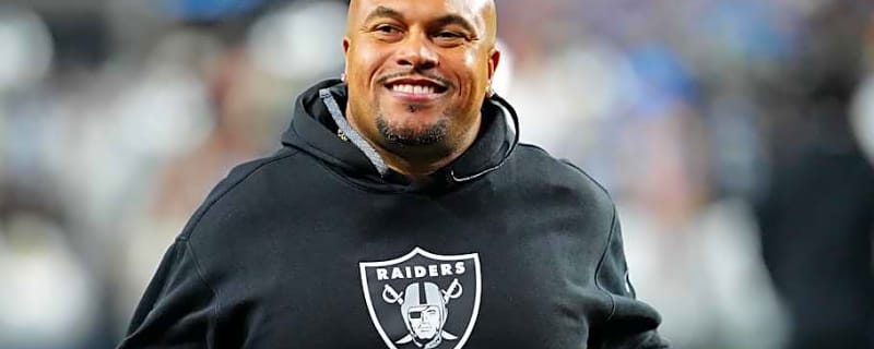 Former HC Antonio Pierce Gives Frank Opinion on Raiders&#39; Issues