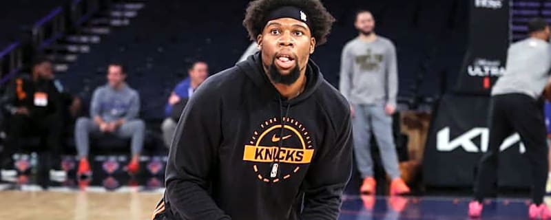 Knicks&#39; Veteran Struggling to Adjust in Unexpected Role