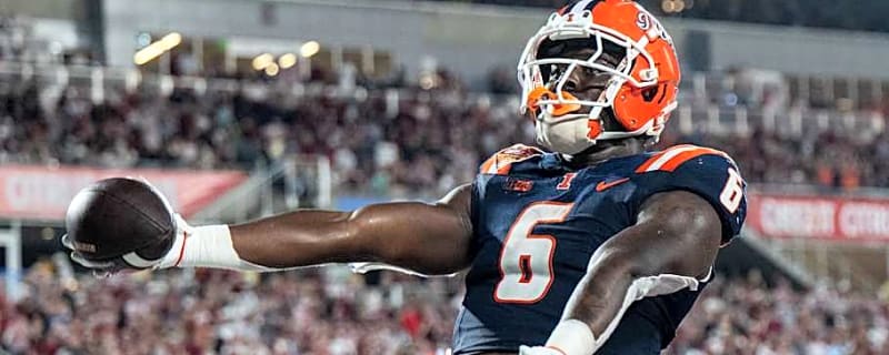 Illinois Running Back Josh McCray Expected to Visit With Georgia Bulldogs