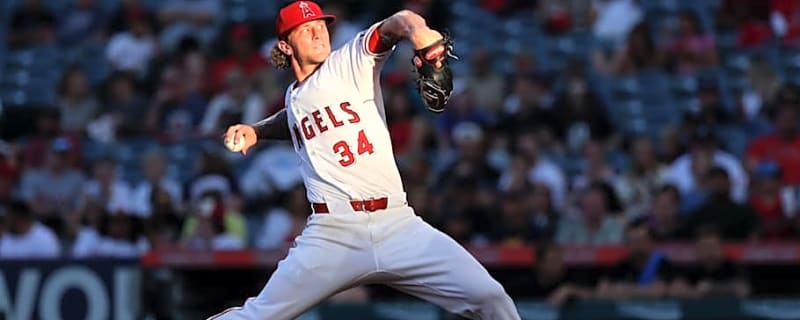 Former Angels Starting Pitcher Signs With NL Contender