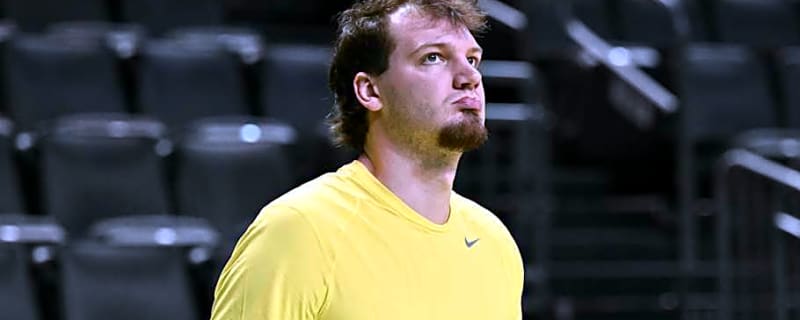 Oregon Ducks Coach Posts Heartwarming Message to Nate Bittle Before Senior Day