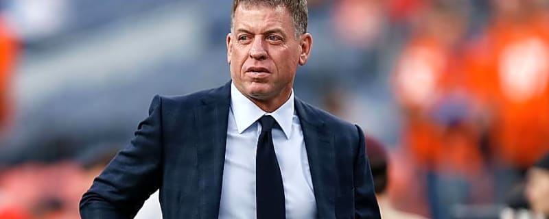Troy Aikman Admits He Put Cowboys Owner Jerry Jones in Awkward Position