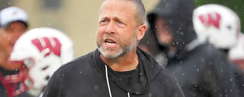 Wisconsin OLBs Coach Matt Mitchell Names His Two Best Pass-Rushers