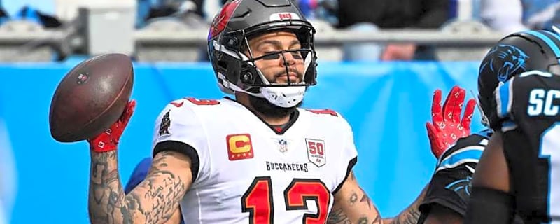 NFL Free Agency Buzz Says 'Keep An Eye On' Mike Evans to the Chargers