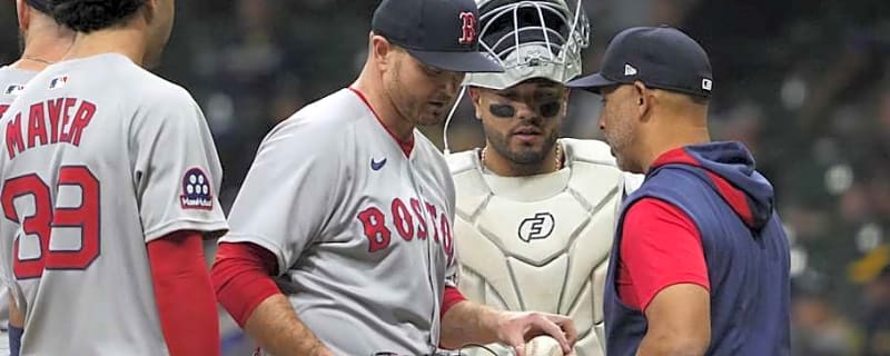 Former Red Sox Lefty Considering Retirement After 13 Seasons