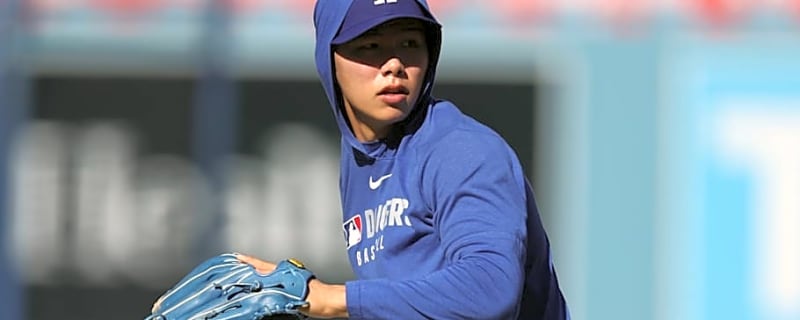 Dodgers Infielder Shocks Fans With Scoreless Pitching Performance in KBO Match