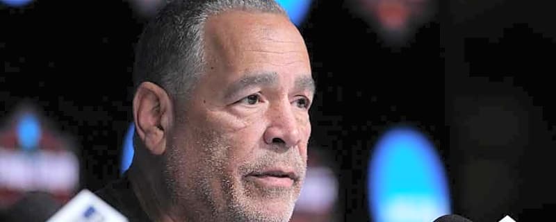 How Kelvin Sampson&#39;s Coaching Approach Stays Steady Amid Chaotic NIL Era