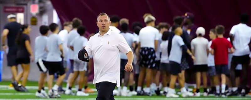 Why Kenny Dillingham is Best Coach in Phoenix Sports