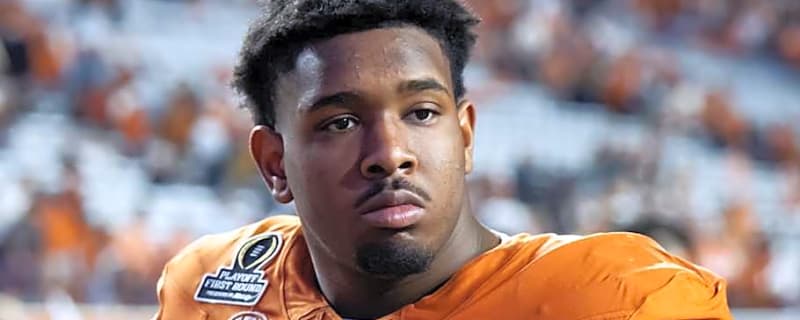 Texas Longhorns Re-Sign Defensive Lineman for Next Season