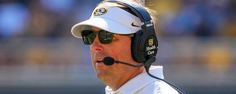 Mizzou football drops in both major polls despite bye week