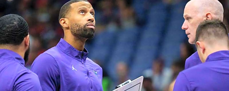 Hornets look to get back to .500 on the season against the winless Pelicans