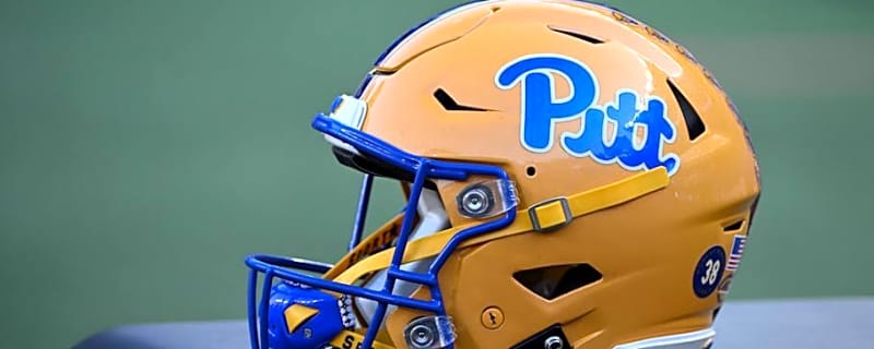 Tim Daoust Growing Strong Bond With Pitt's Newcomers