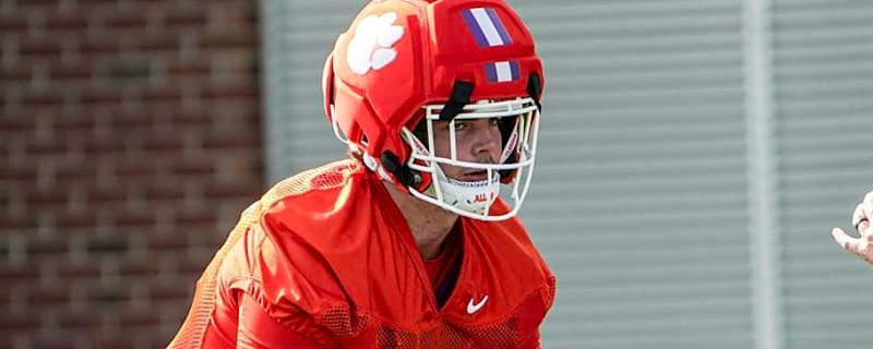 Clemson Basketball Star Turned Tight End Arrested