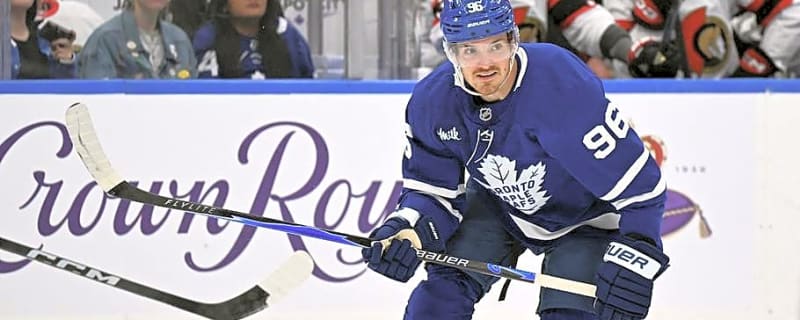 Jack Roslovic might not be long in the Maple Leafs' top six