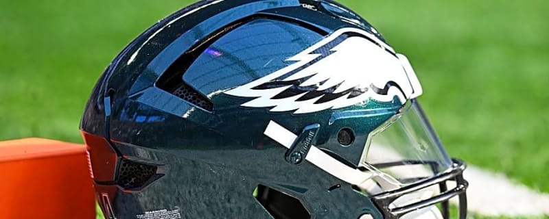 Why Eagles Aren't Expected To Have A White Kelly Green Throwback Helmet This Year