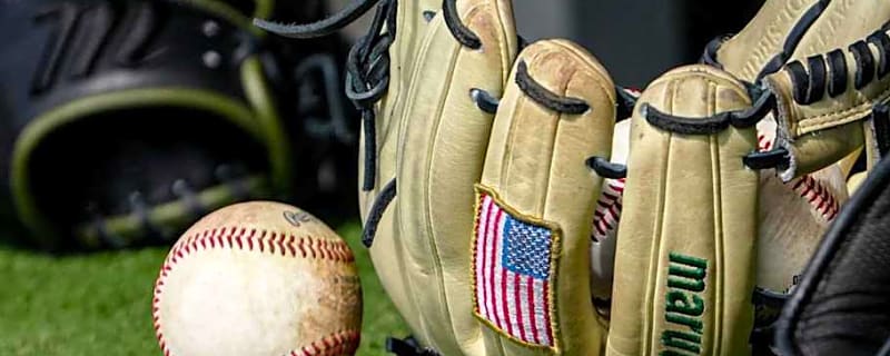 Longhorns Star Pitcher Delivers Once Again in Texas’ Biggest Early Test