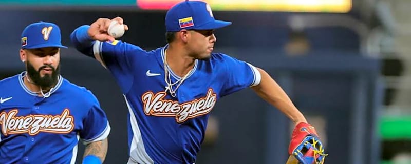 Ezequiel Tovar, Antonio Senzatela Join Rockies with WBC Championships