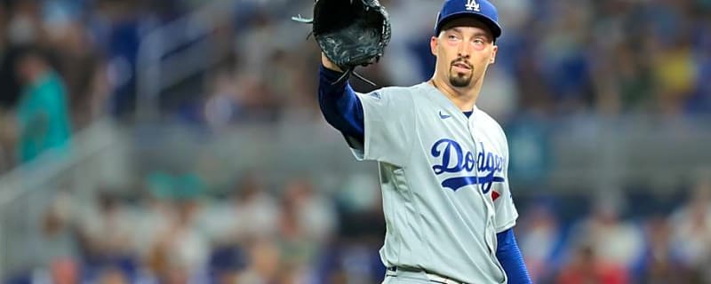 Dodgers Manager Doesn't Know if Blake Snell Will Pitch Again in Regular Season Amid Injury