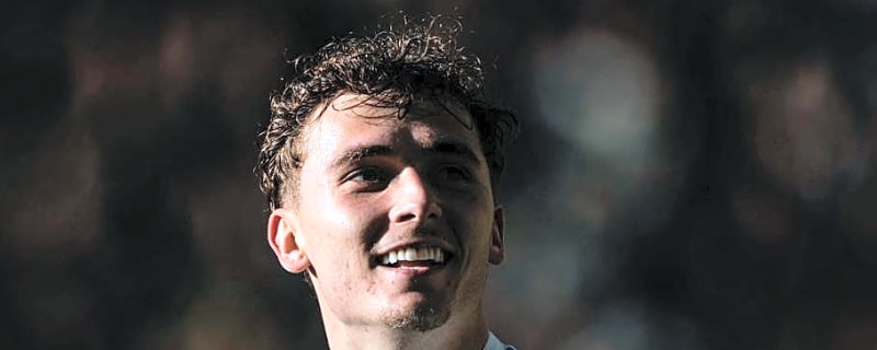 Scott Brown takes brutal swipe at Sebastian Tounekti with Callum Osman verdict