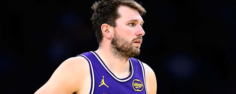 Lakers Receive Concerning Luka Doncic Update Ahead of Thunder Series
