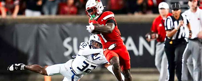 College Football Playoff team loses starter to transfer portal