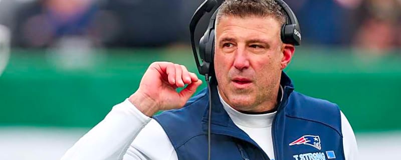Patriots' Mike Vrabel Focused on Goals Beyond Division Title