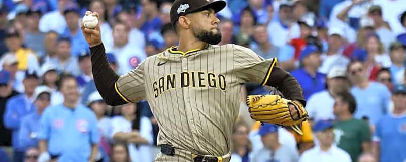 Why closer Robert Suarez would be the perfect Emmanuel Clase replacement