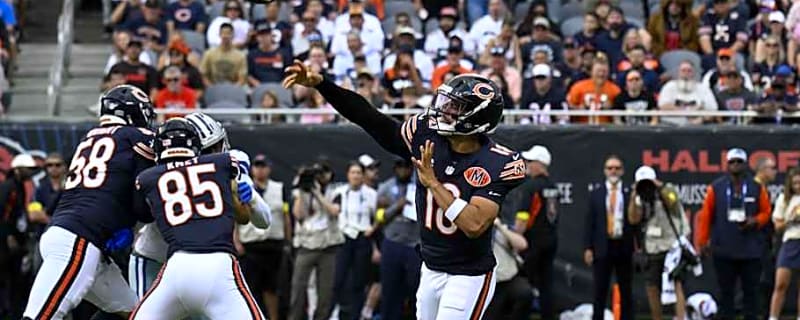 What Caleb Williams told Luther Burden III before explosive touchdown pass in Week 3