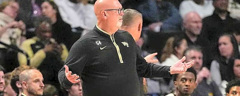 Wake Forest Falls in Back-And-Forth Battle to Miami