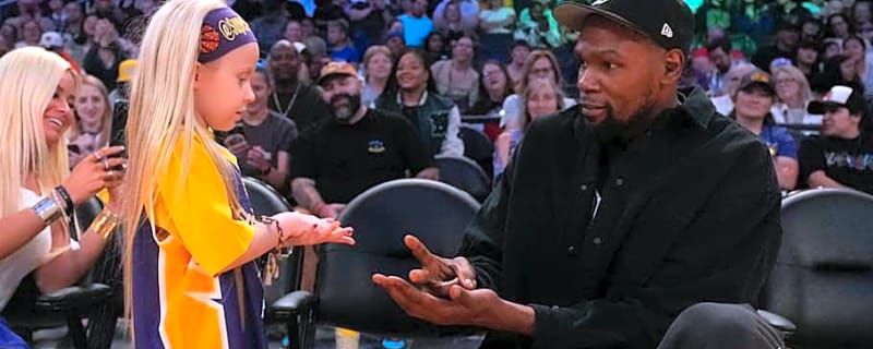 Rockets&#39; Kevin Durant Leads NBA in Jersey Sales