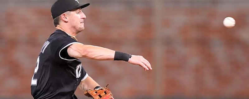 Chicago White Sox Rookie Leaves Game With Injury