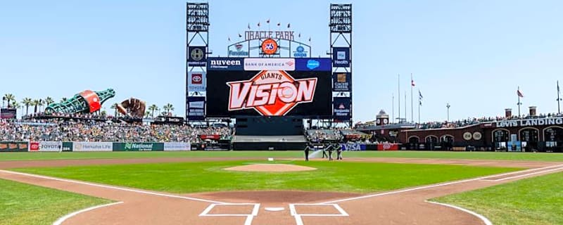 San Francisco Giants Begin by Welcoming A&#39;s Fans, Only to Troll Them