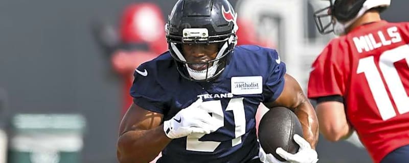 ESPN Claims Houston Texans RB Nick Chubb Is No Longer a Top Back in the NFL